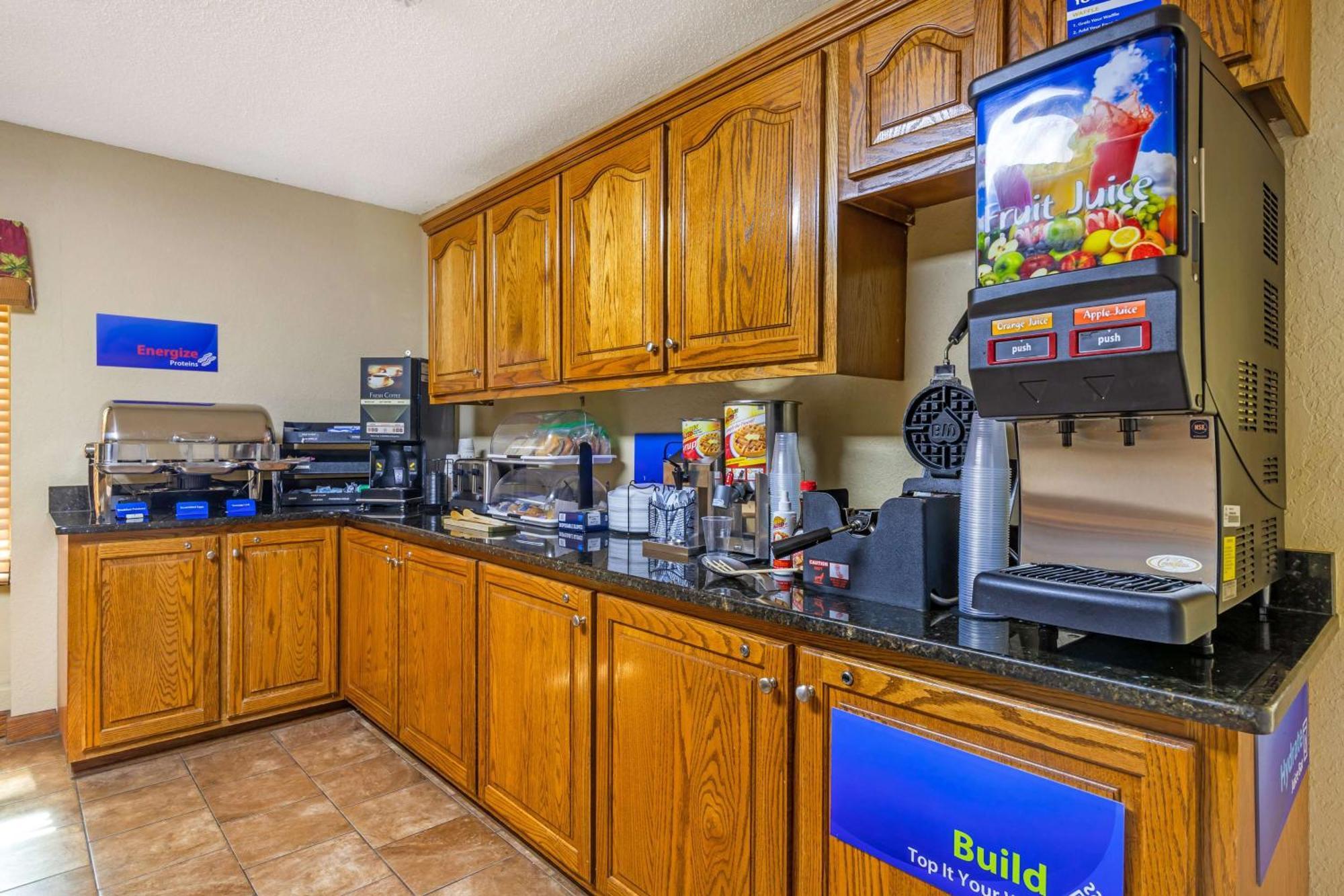 Best Western Bradford Inn Swainsboro Buitenkant foto